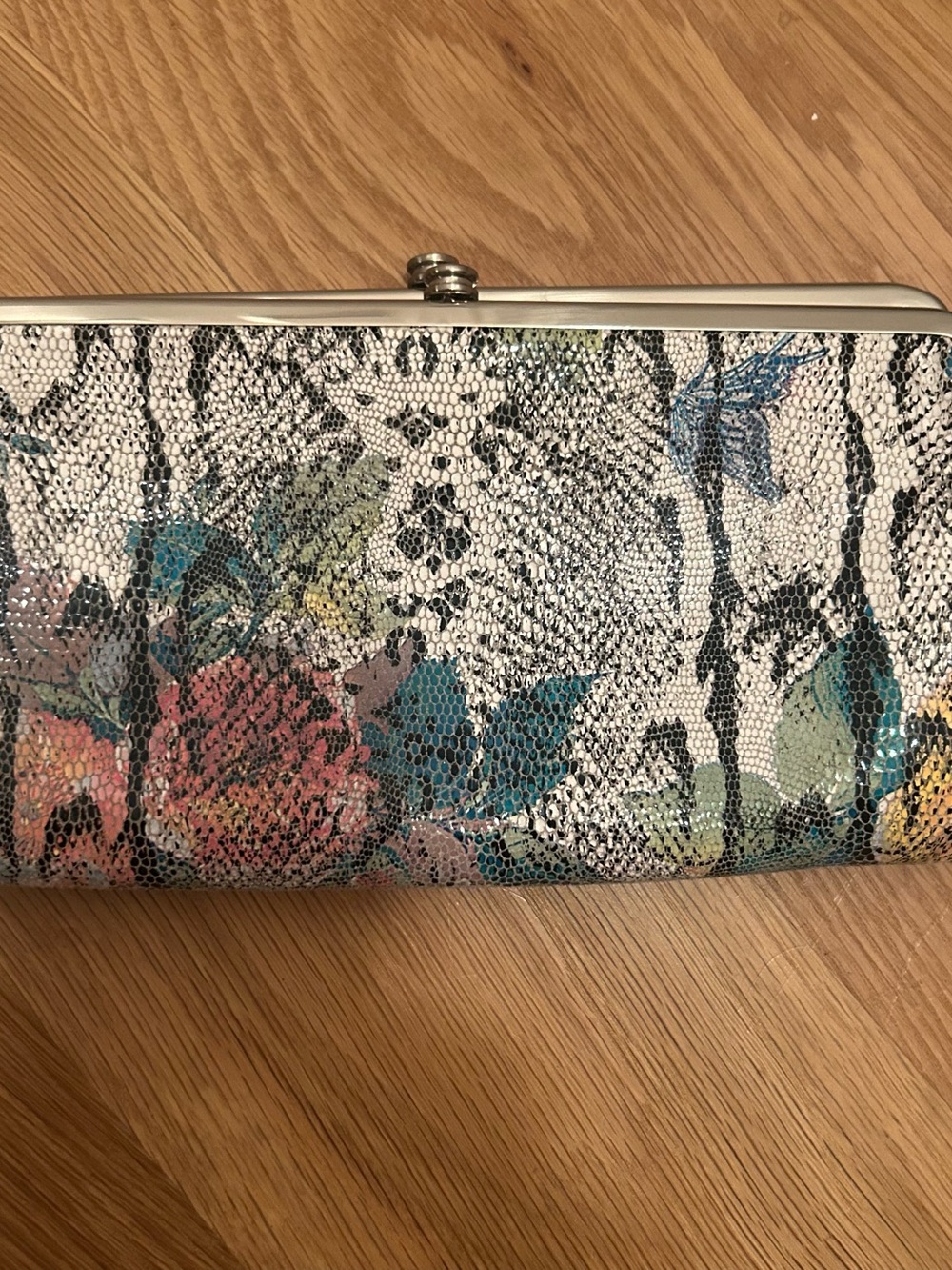 Hobo International Lauren Clutch Wallet Lizard Floral Stingray Pattern